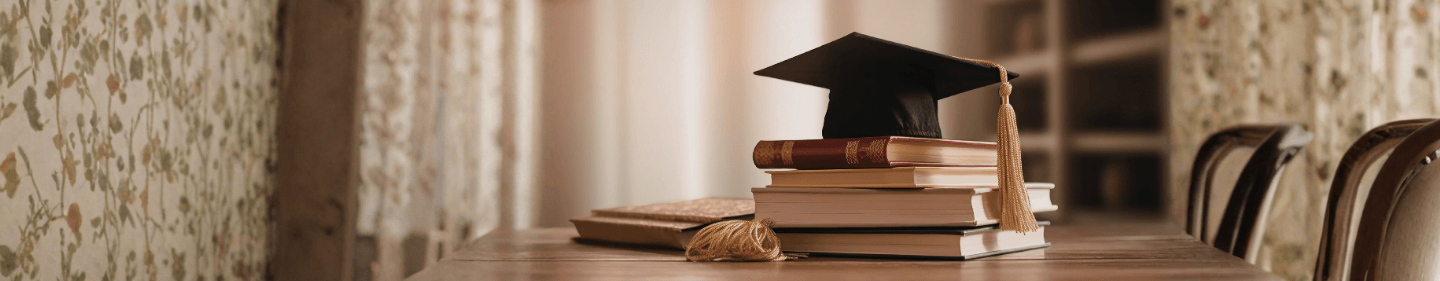 image of Summer Reading List: 7 Books for College-Bound Students (and Their Parents)